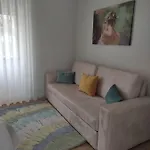 Albina's Guest House, Em Leca, A 500m Da 公寓 *