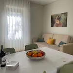 Albina's Guest House, Em Leca, A 500m Da 公寓