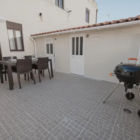 Apartament Albina's Guest House, Em Leca, A 500m Da *