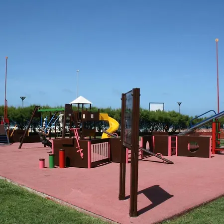 Albina's Guest House, Em Leca, A 500m Da Apartament *