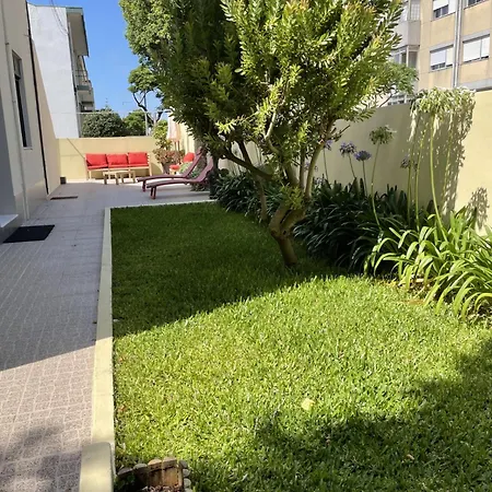 Albina's - Private Patio And Garden - 5 Min Walk To Beach! Леса-да-Палмейра