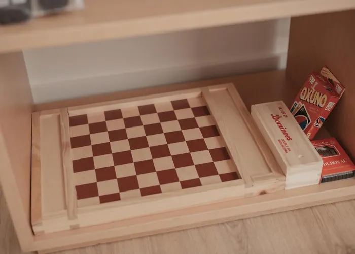 Apartment Albina's Guest House, Em Leca, A 500m Da