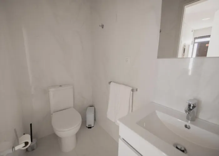 Albina's Guest House, Em Leca, A 500m Da Apartment Leça da Palmeira