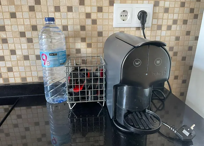 Albina's Guest House, Em Leca, A 500m Da 아파트 *