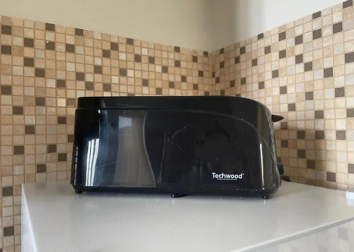 아파트 Albina's Guest House, Em Leca, A 500m Da *